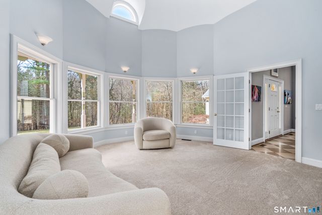 35 Hanson Road, Canton, CT 06019
