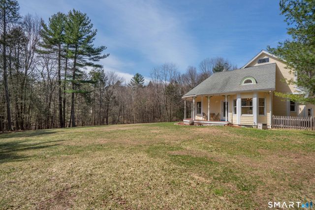 35 Hanson Road, Canton, CT 06019