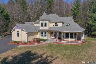 35 Hanson Road, Canton, CT 06019