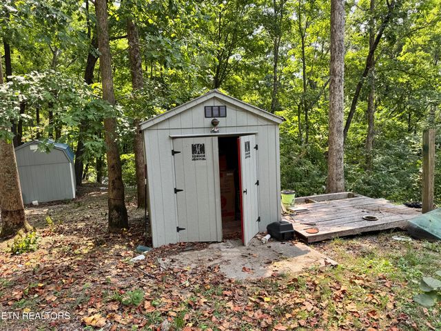 30 Holden Hollow, Jamestown, TN 38556