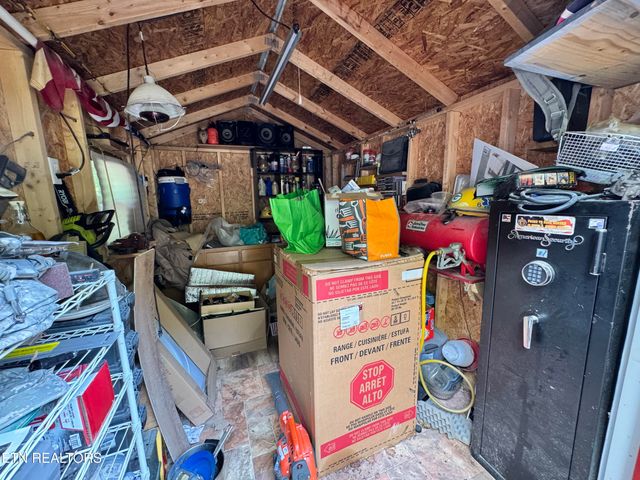 30 Holden Hollow, Jamestown, TN 38556