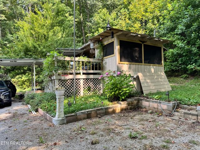 30 Holden Hollow, Jamestown, TN 38556