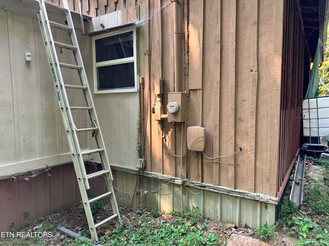 30 Holden Hollow, Jamestown, TN 38556