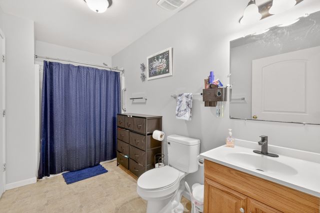 119 Silver Leaf Cir, Dickson, TN 37055