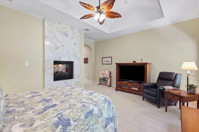 2809 Creekway Drive, Carrollton, TX 75010