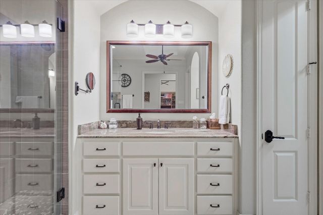 2809 Creekway Drive, Carrollton, TX 75010