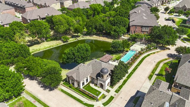 2809 Creekway Drive, Carrollton, TX 75010