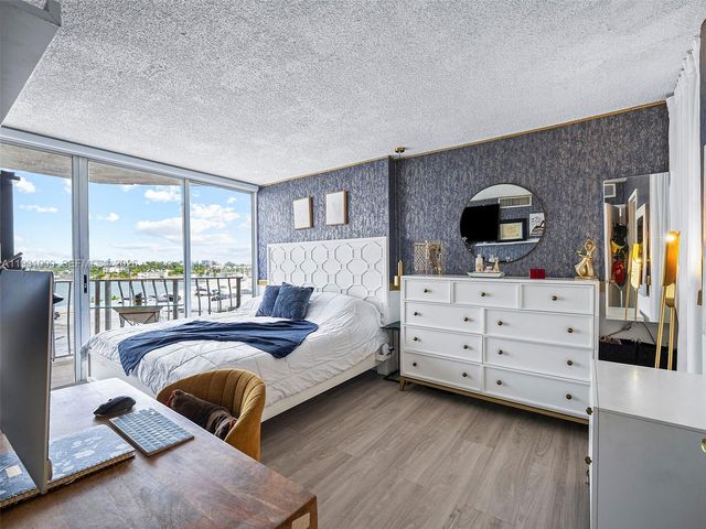 7601 E Treasure Dr 711, North Bay Village, FL 33141