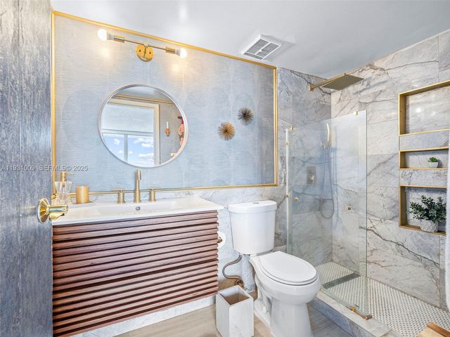 7601 E Treasure Dr 711, North Bay Village, FL 33141