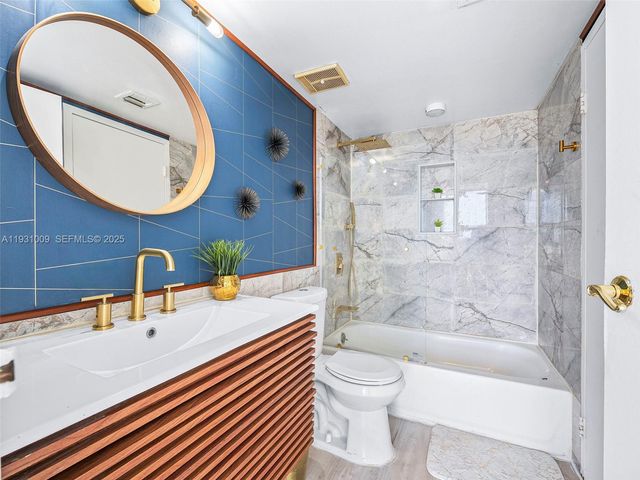 7601 E Treasure Dr 711, North Bay Village, FL 33141