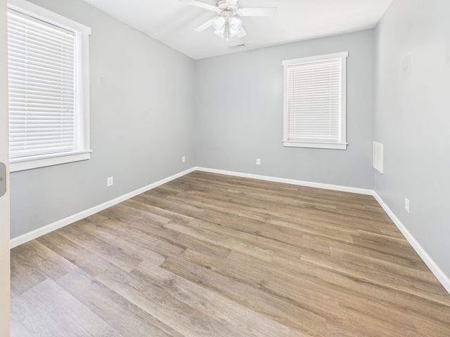 1208 10th Avenue, Huntington, WV 25701