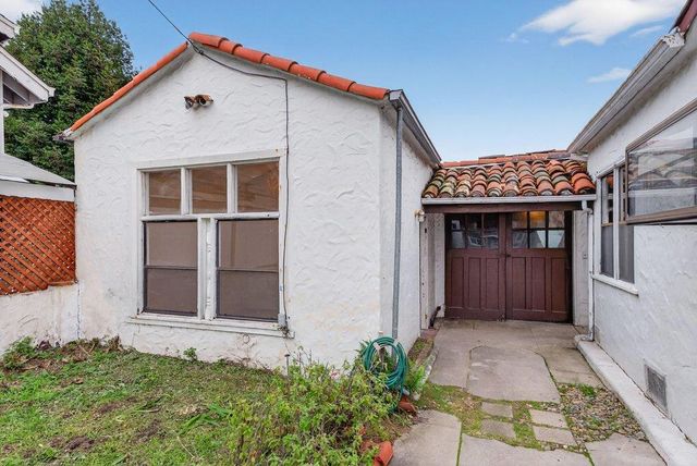 215 Cayuga Street, Santa Cruz, CA 95062