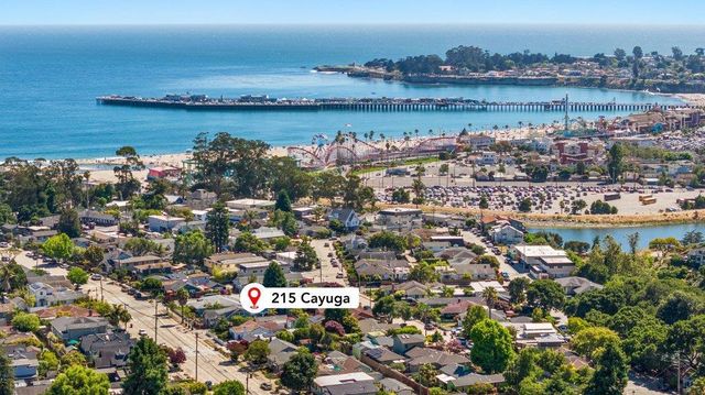 215 Cayuga Street, Santa Cruz, CA 95062