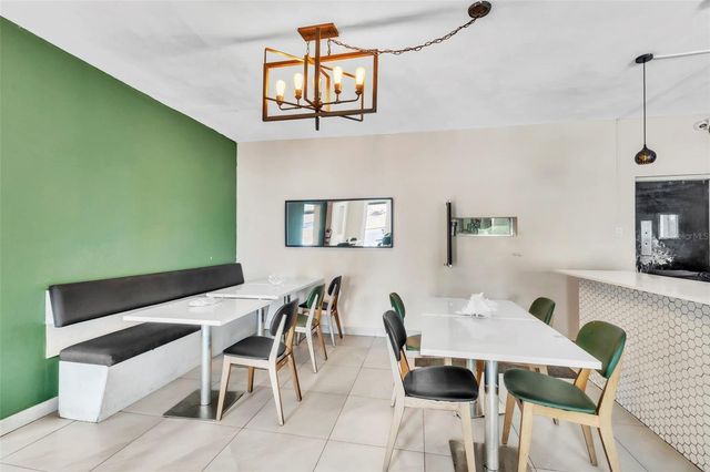 3038 AVENIDA ISLA VERDE AVENUE, Carolina, PR 00979