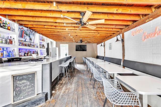 3038 AVENIDA ISLA VERDE AVENUE, Carolina, PR 00979