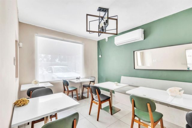 3038 AVENIDA ISLA VERDE AVENUE, Carolina, PR 00979