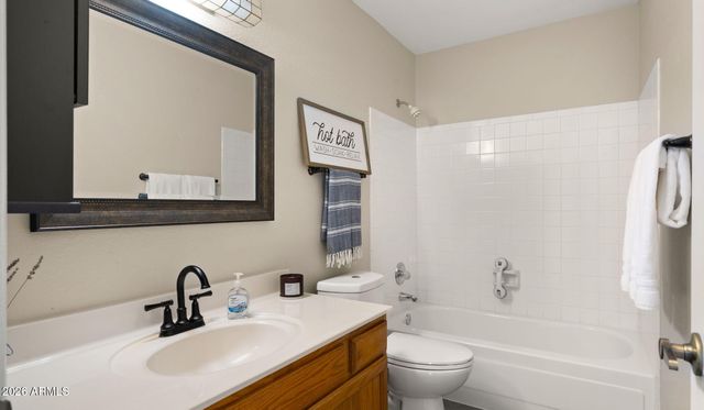 9425 W MCRAE Way, Peoria, AZ 85382