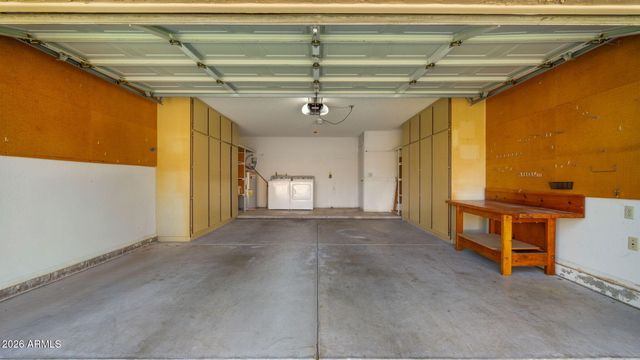 9425 W MCRAE Way, Peoria, AZ 85382