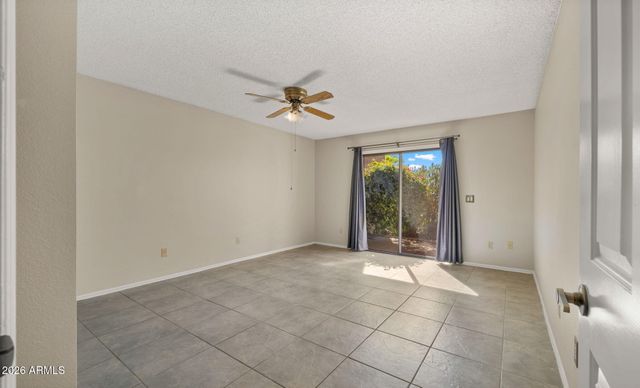 9425 W MCRAE Way, Peoria, AZ 85382