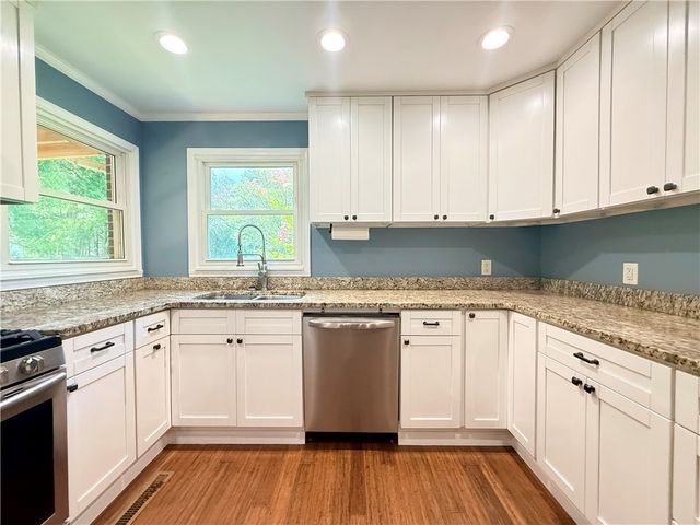 202 Muller Road, Walhalla, SC 29691