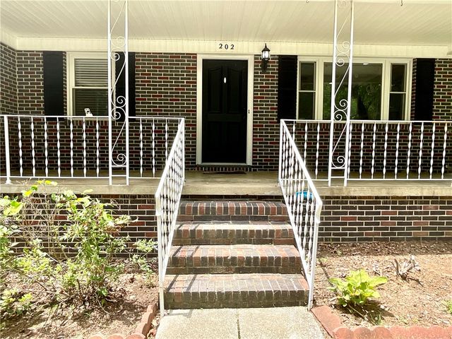 202 Muller Road, Walhalla, SC 29691