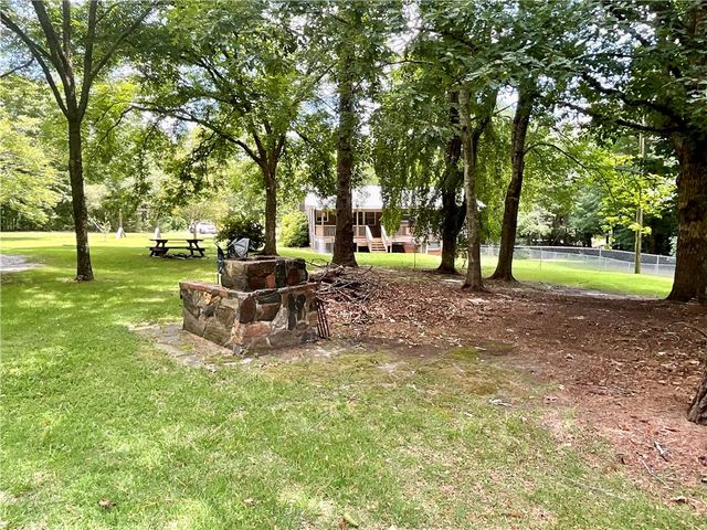 202 Muller Road, Walhalla, SC 29691