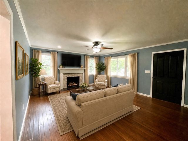 202 Muller Road, Walhalla, SC 29691