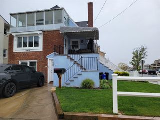 61 Roosevelt Blvd #3, Long Beach, NY 11561