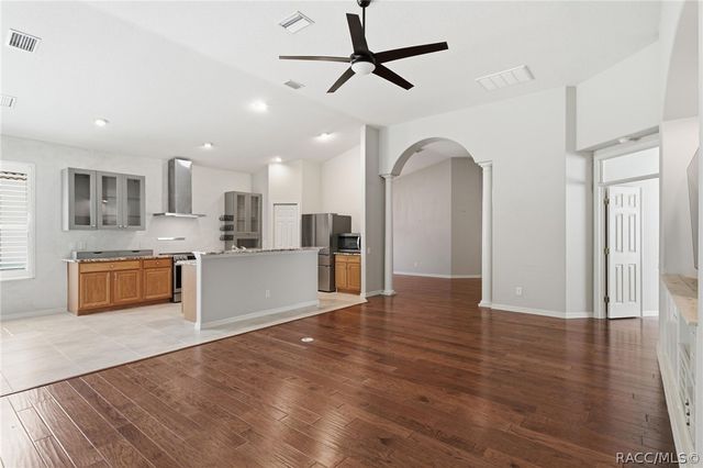 653 W Doerr Path, Hernando, FL 34442