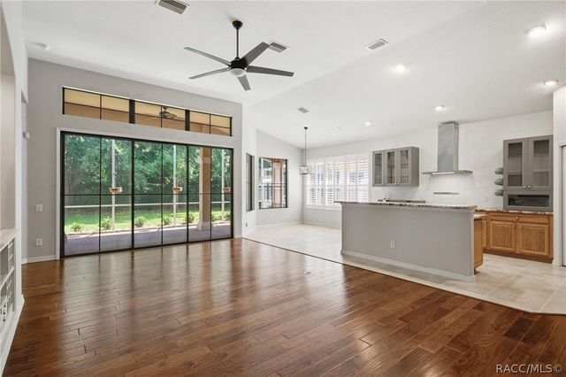 653 W Doerr Path, Hernando, FL 34442
