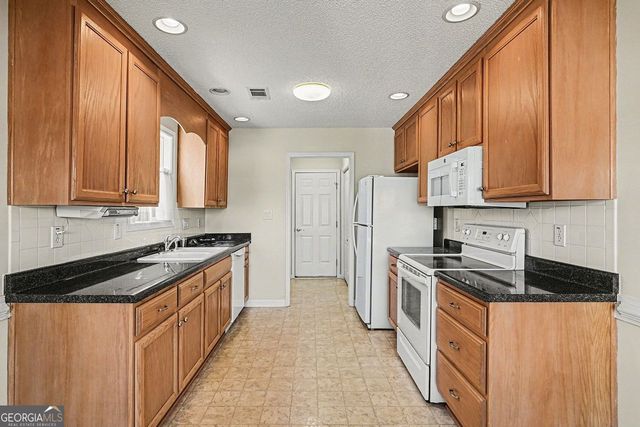 1495 Empress Drive, Mcdonough, GA 30253