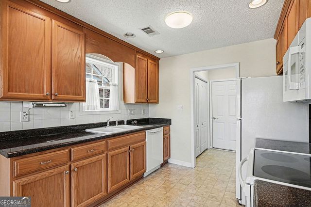 1495 Empress Drive, Mcdonough, GA 30253