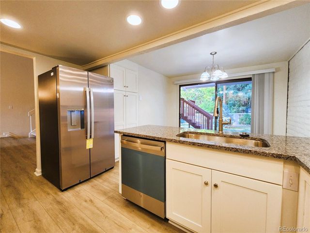 4640 S Akron Street, Englewood, CO 80111