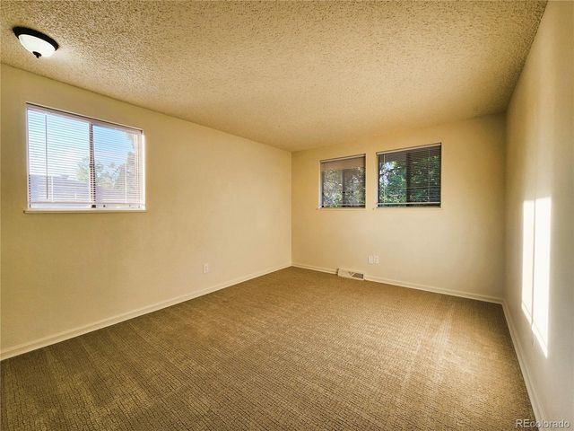 4640 S Akron Street, Englewood, CO 80111