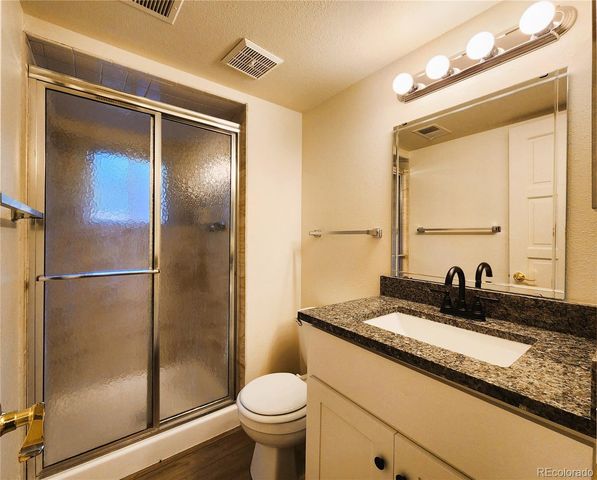 4640 S Akron Street, Englewood, CO 80111