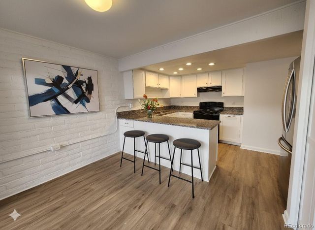 4640 S Akron Street, Englewood, CO 80111