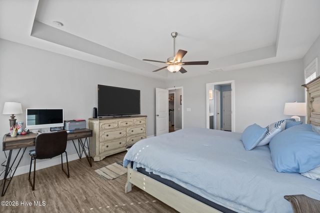 442 Pebble Shore Drive, Sneads Ferry, NC 28460