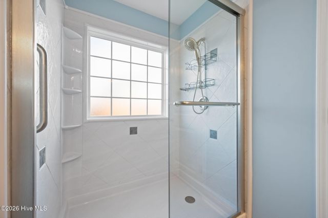 442 Pebble Shore Drive, Sneads Ferry, NC 28460