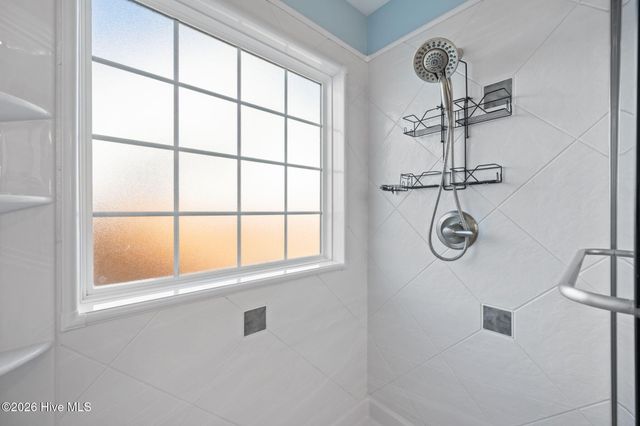 442 Pebble Shore Drive, Sneads Ferry, NC 28460