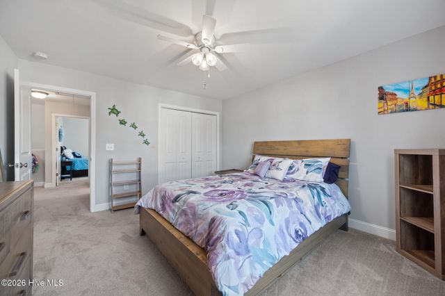 442 Pebble Shore Drive, Sneads Ferry, NC 28460