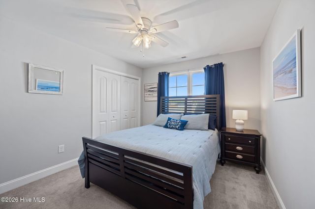 442 Pebble Shore Drive, Sneads Ferry, NC 28460