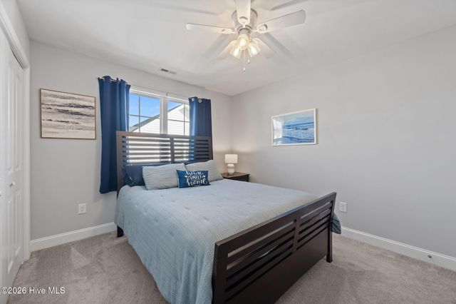 442 Pebble Shore Drive, Sneads Ferry, NC 28460