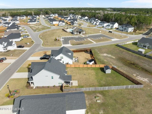 442 Pebble Shore Drive, Sneads Ferry, NC 28460