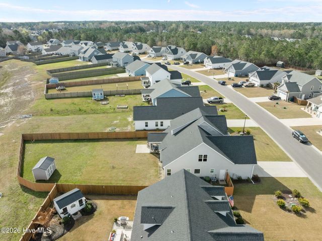 442 Pebble Shore Drive, Sneads Ferry, NC 28460