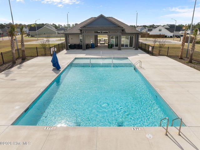 442 Pebble Shore Drive, Sneads Ferry, NC 28460