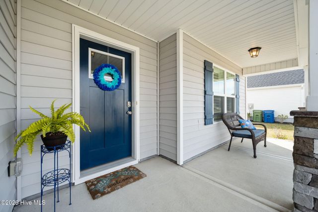 442 Pebble Shore Drive, Sneads Ferry, NC 28460