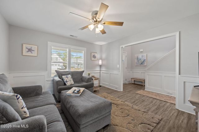 442 Pebble Shore Drive, Sneads Ferry, NC 28460