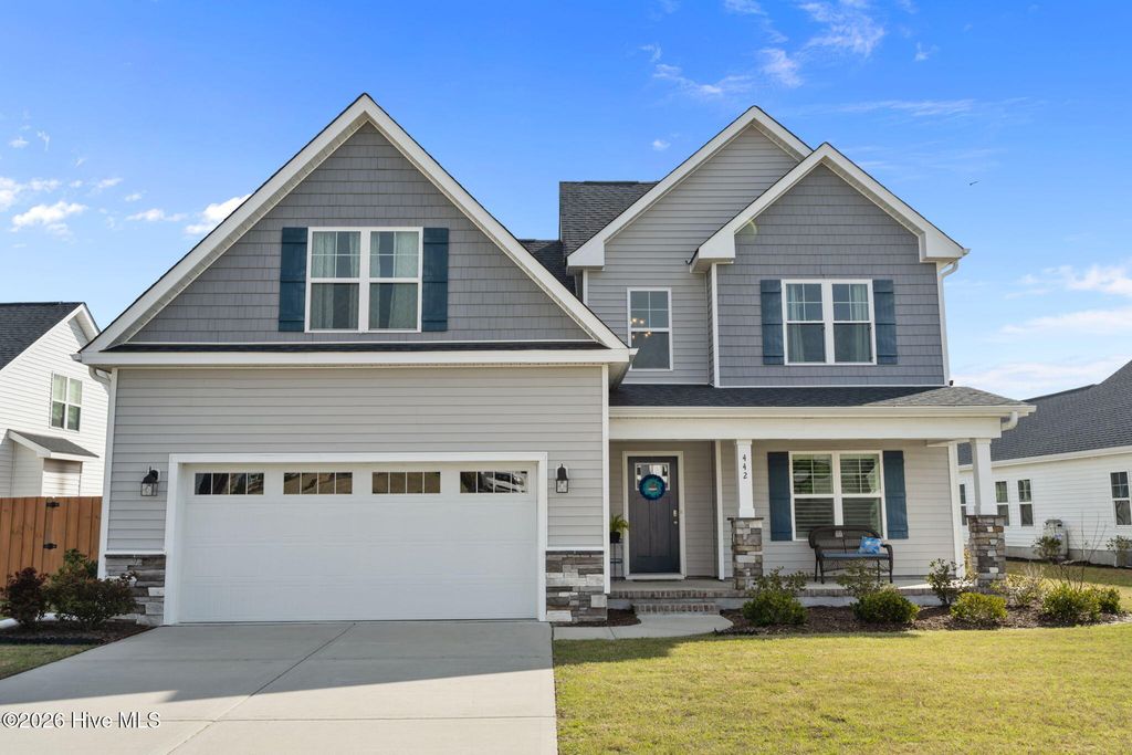 442 Pebble Shore Drive, Sneads Ferry, NC 28460