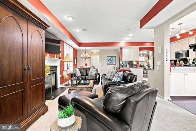 937 LAURENS LN, Warwick, PA 18974