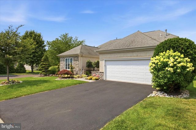 937 LAURENS LN, Warwick, PA 18974